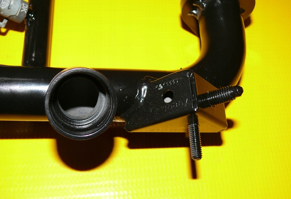 Wasserschlauch Hauptleitung Audi A4 B6 A6 C5 3.0 V6 220PS ASN 06C121085F image 3