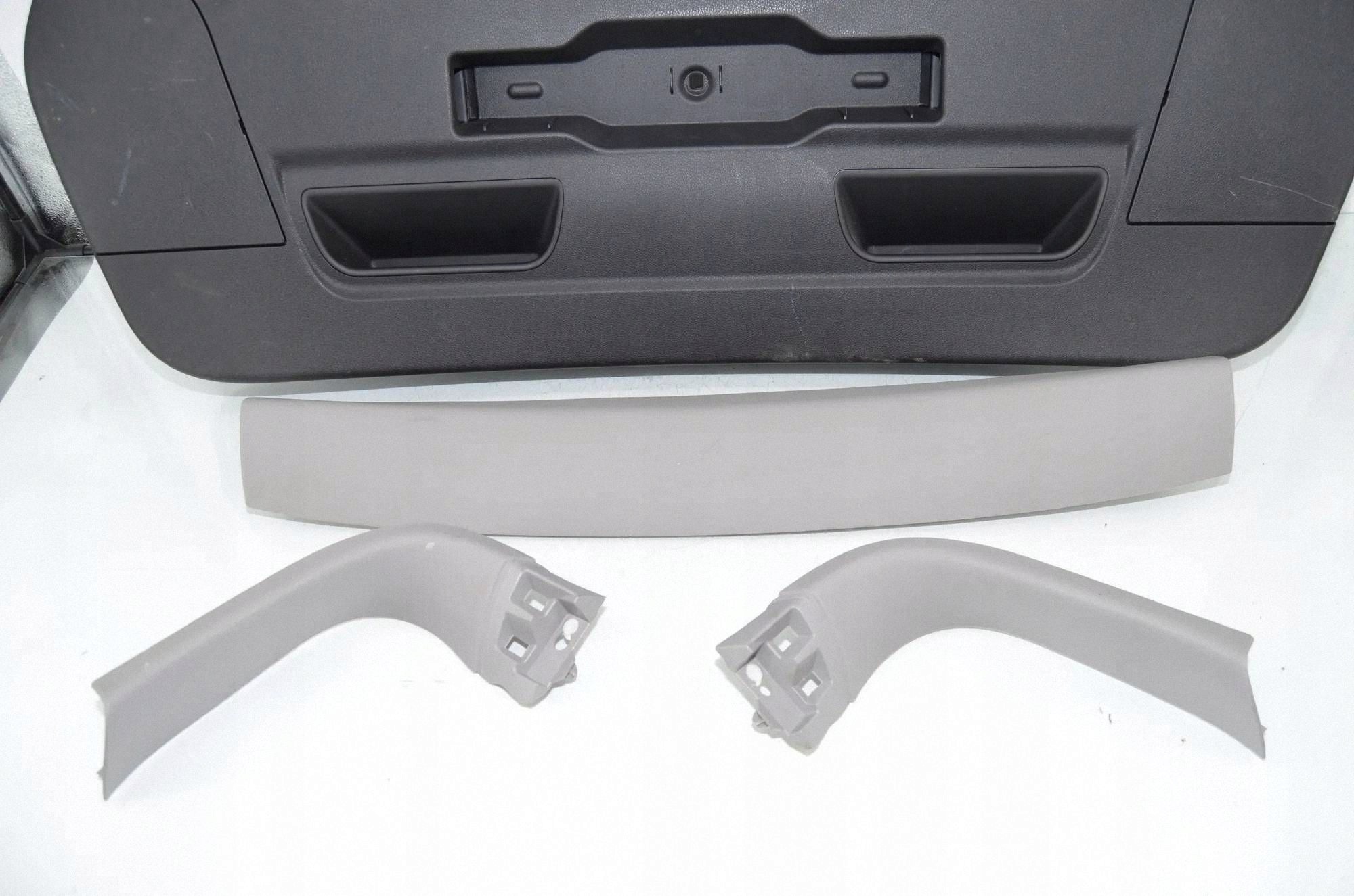 BMW 7318941 Tapacubos de Maletero para 2 Gran Tourer F46 image 5