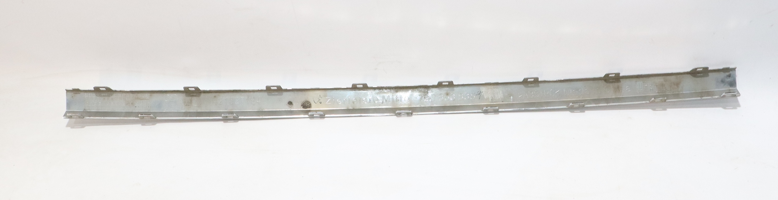 VW Touareg III 3 cromado para-choque traseiro 760853835 J-2127