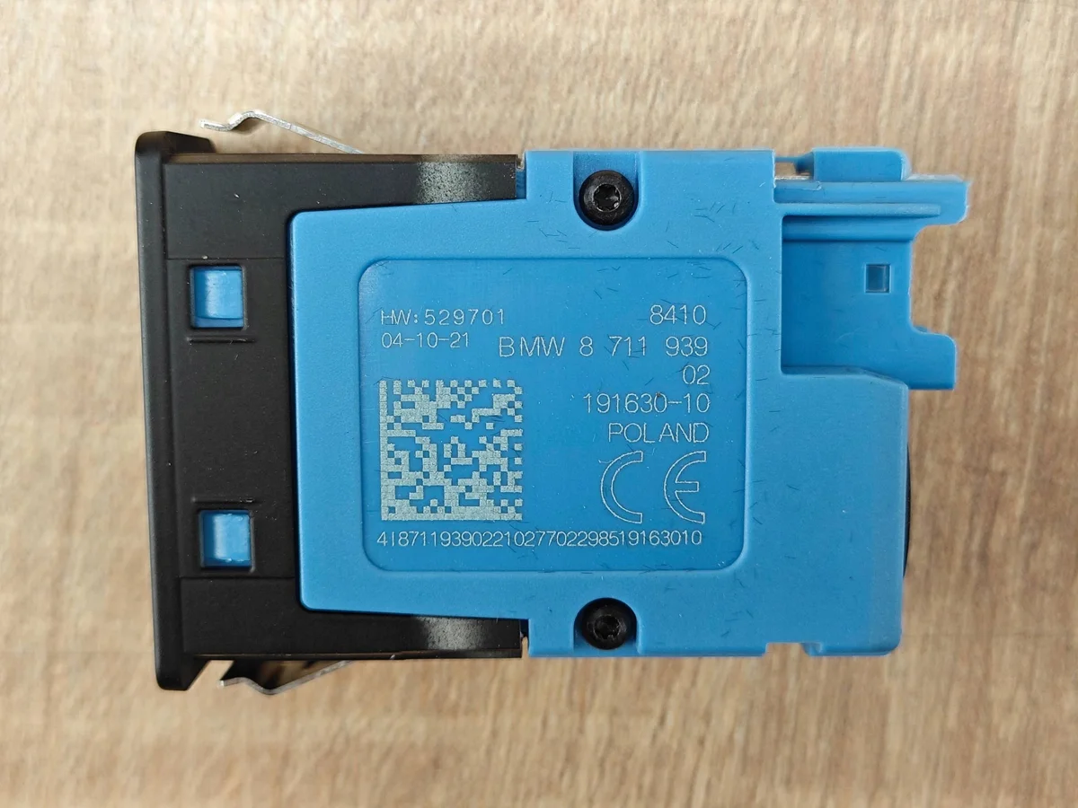 USB C Buchse BMW G20 G26 G30 8711939 image 4