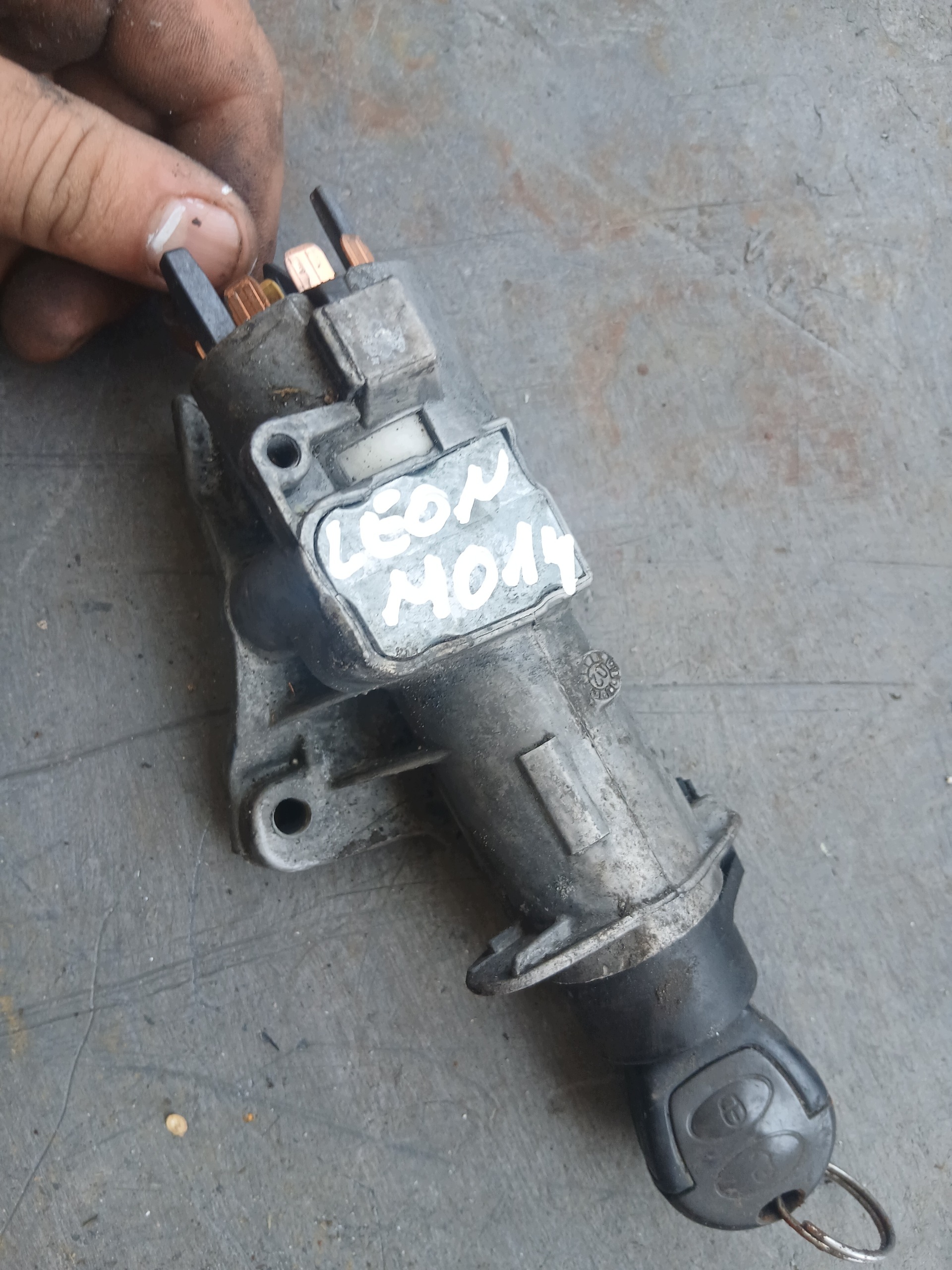 Llave de contacto Audi Seat Skoda 4B0905851C image 3