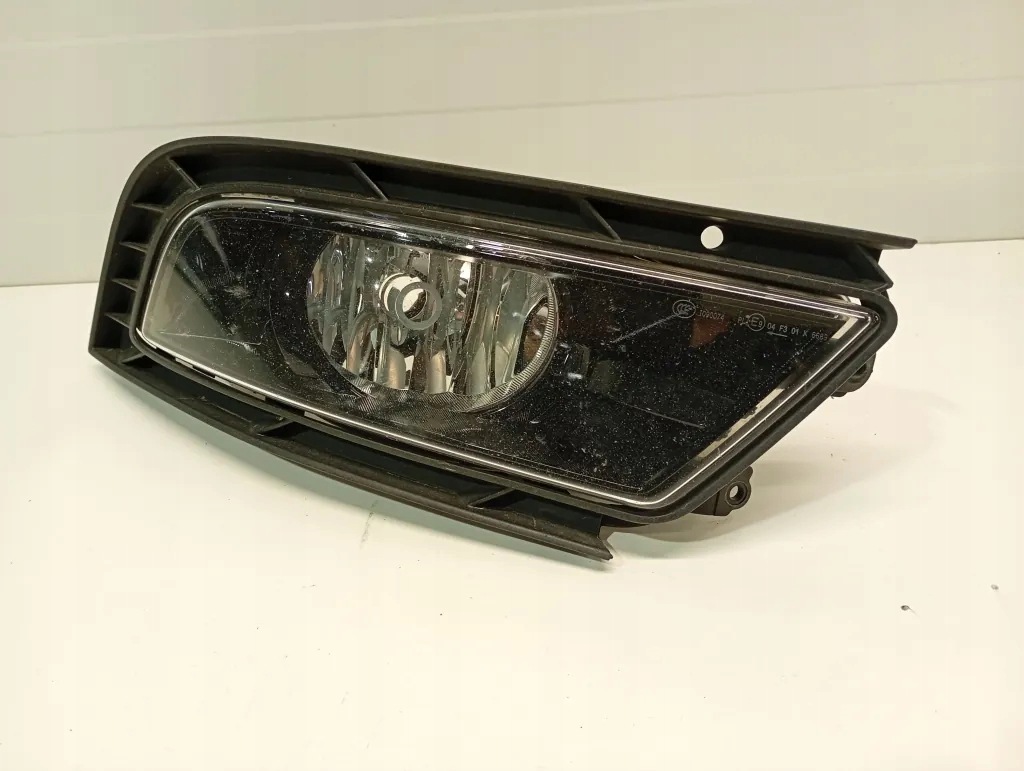 Halogenstrålkastare 3T0941700C Höger Fram för Skoda Superb II image 2