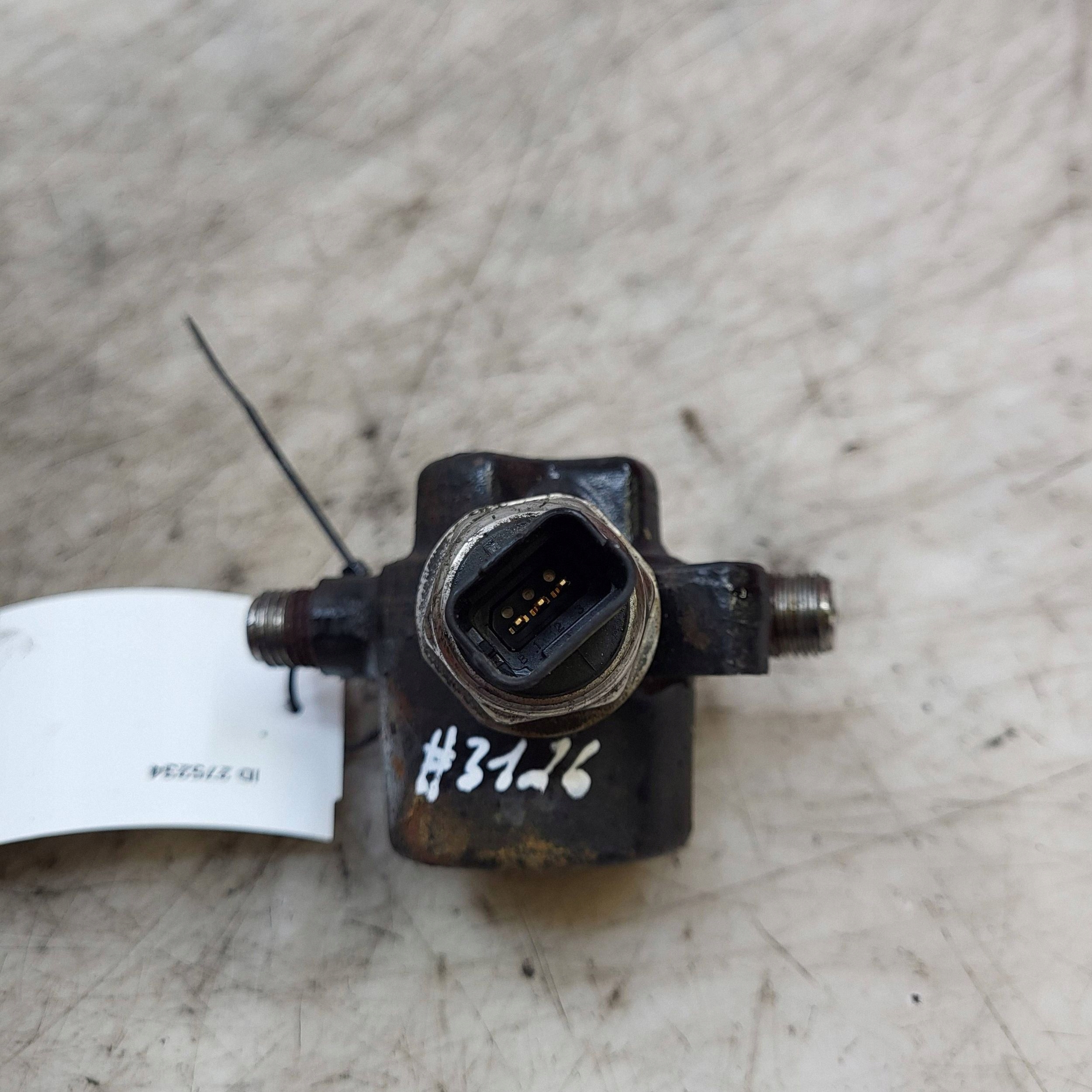 Distribuidor de Combustível OEM 8200584034 Renault 1.5 DCI image 3