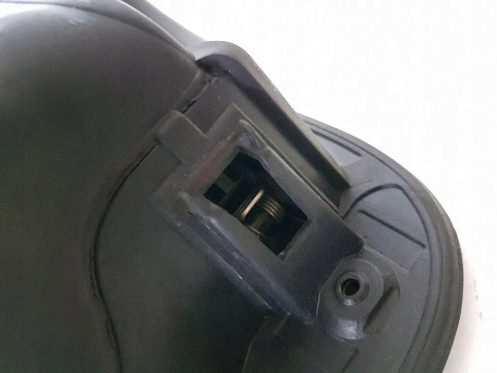 Tanklock OEM 31335115 för Volvo XC70 II image 3