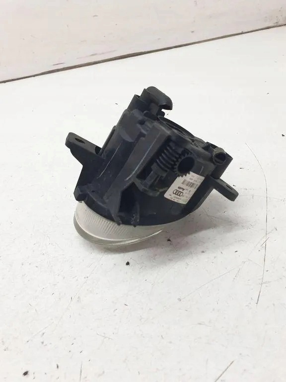 Farol Halogéneo VW Esquerdo Dianteiro OEM 8T0941700 image 4