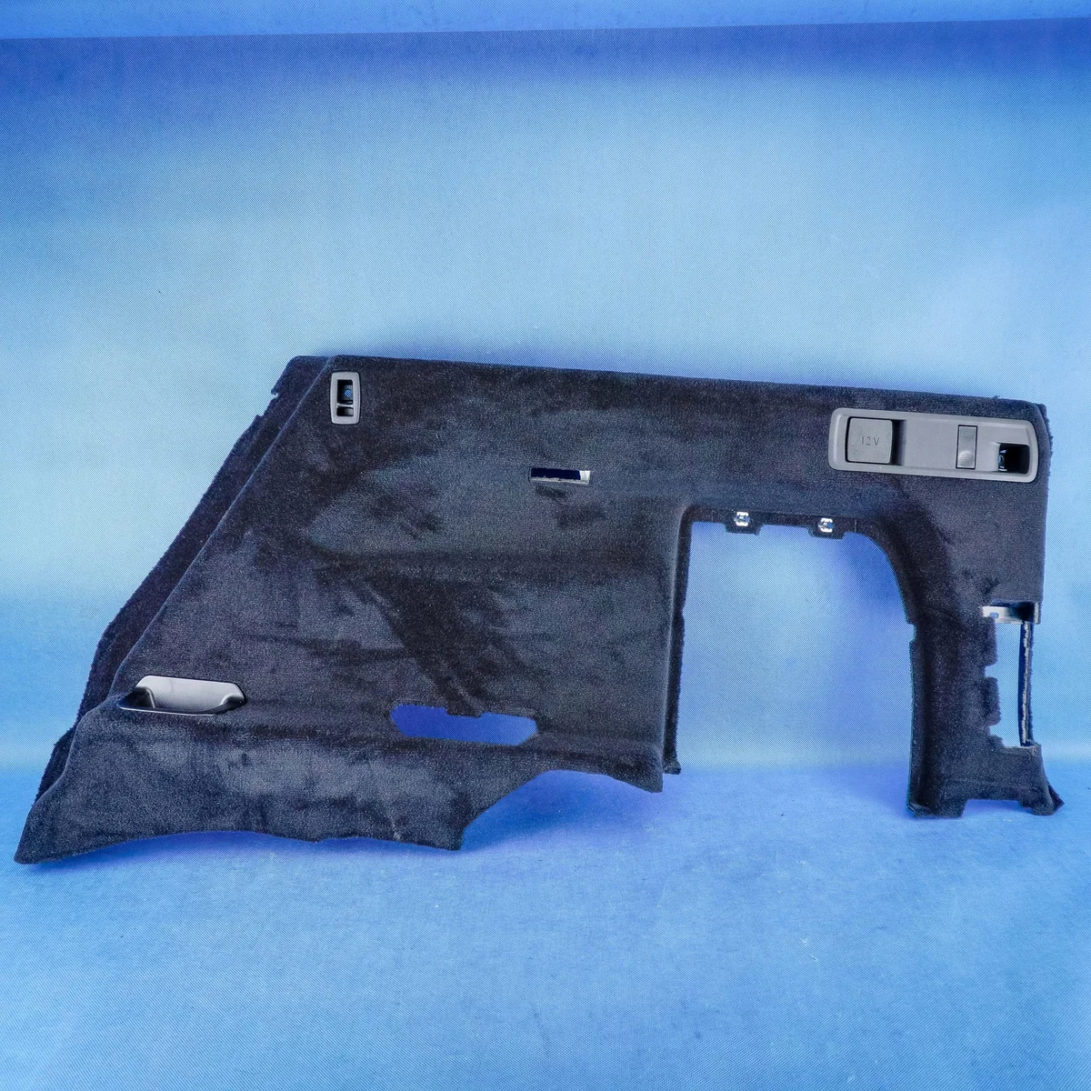 Garniture latérale coffre BMW X5 G05 7 places