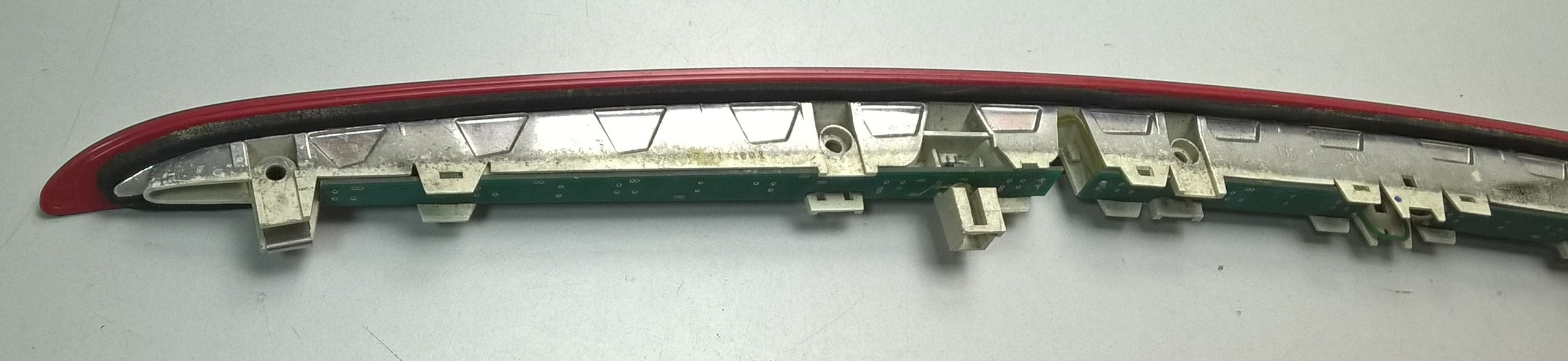 Drittes Bremslicht Mercedes C W204 OEM A2049062601 image 10