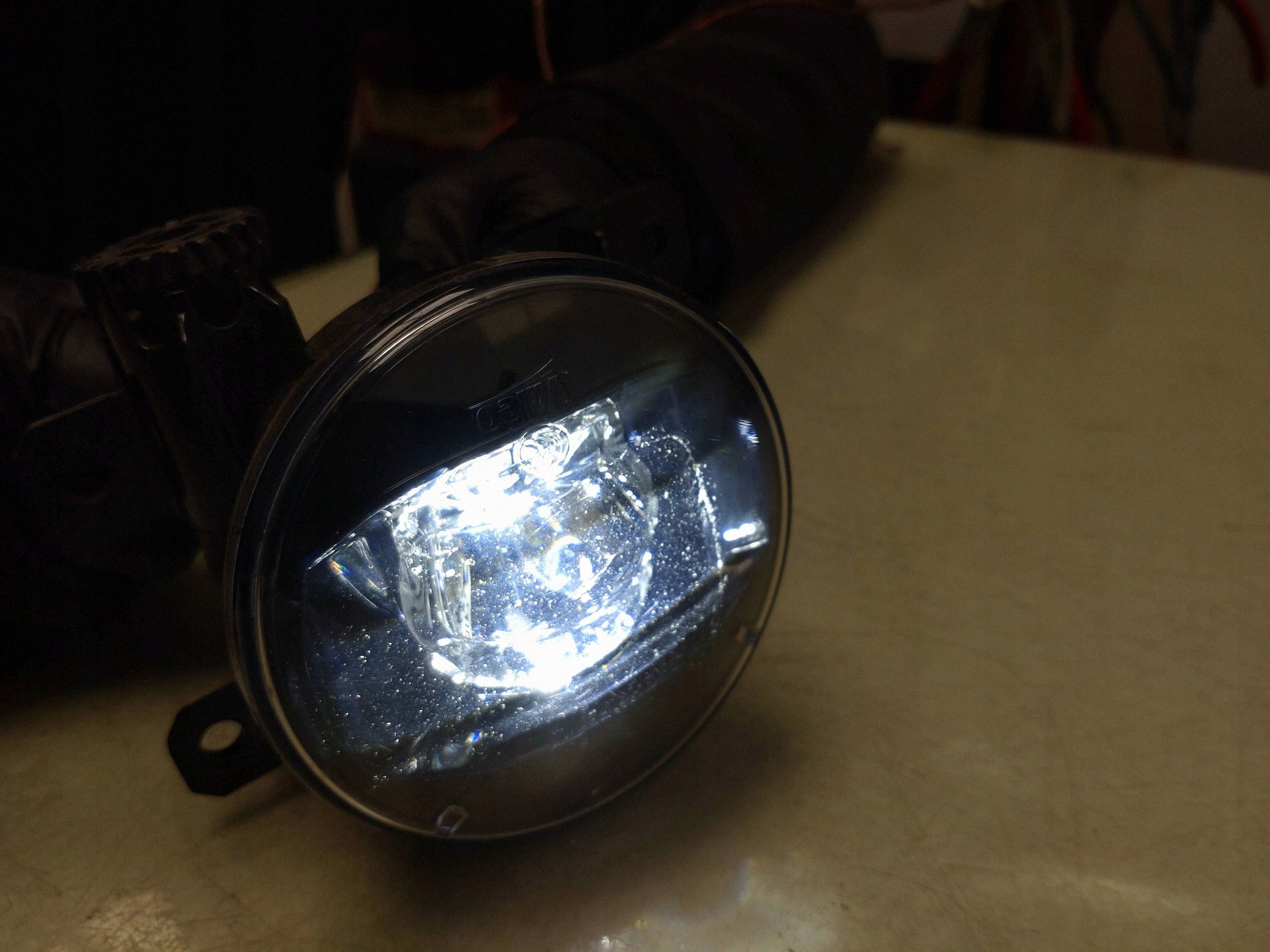 Faro Halógeno OEM TAT 9826960480 para Peugeot 3008/5008 image 2