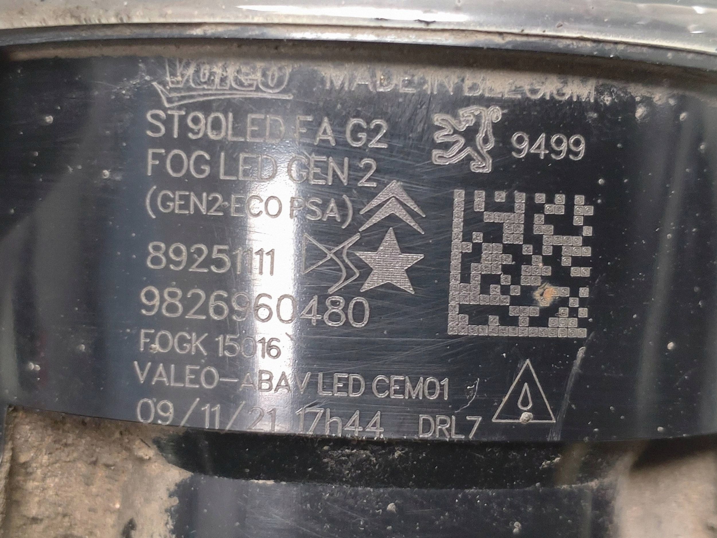 Faro Halógeno OEM TAT 9826960480 para Peugeot 3008/5008 image 8