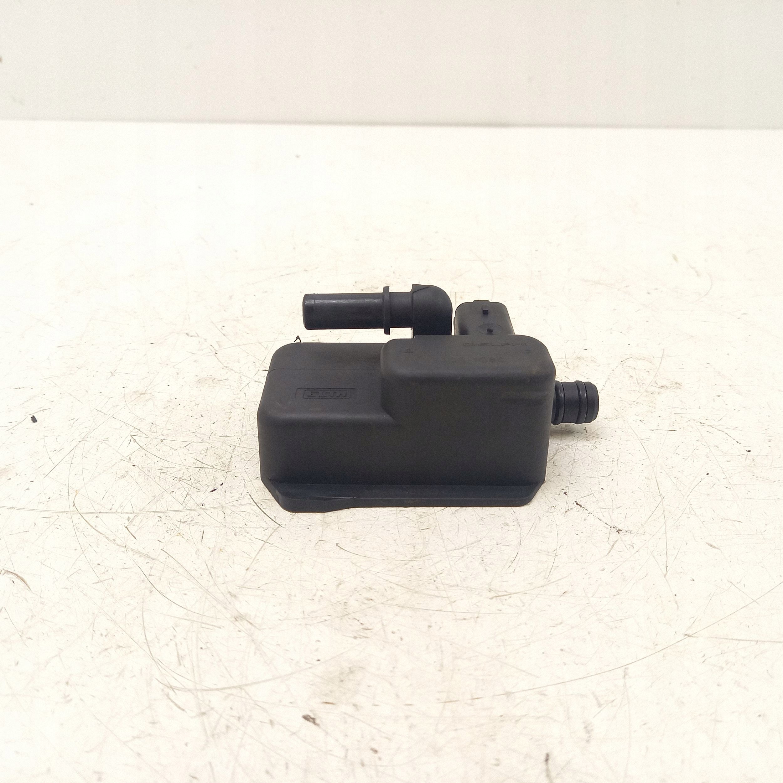 Bränslefilterhus Ford OEM 9305108C för C-MAX 1.6L image 2