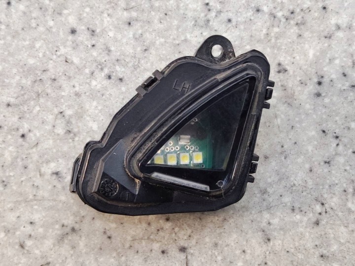 LED Mirror Light 3T0945291A Skoda Superb III 3V