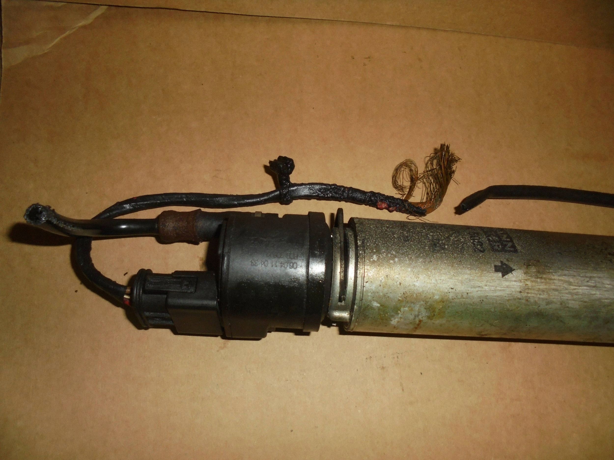 BMW OE 7806684 Aquecedor Bomba Combustível - Usado image 3