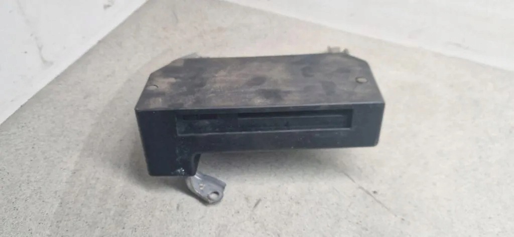 Toyota Prius CD/DVD-byttare OEM 8684150100