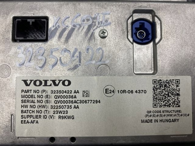 Écran de navigation Volvo OE d'occasion OEM 32350422 image 5