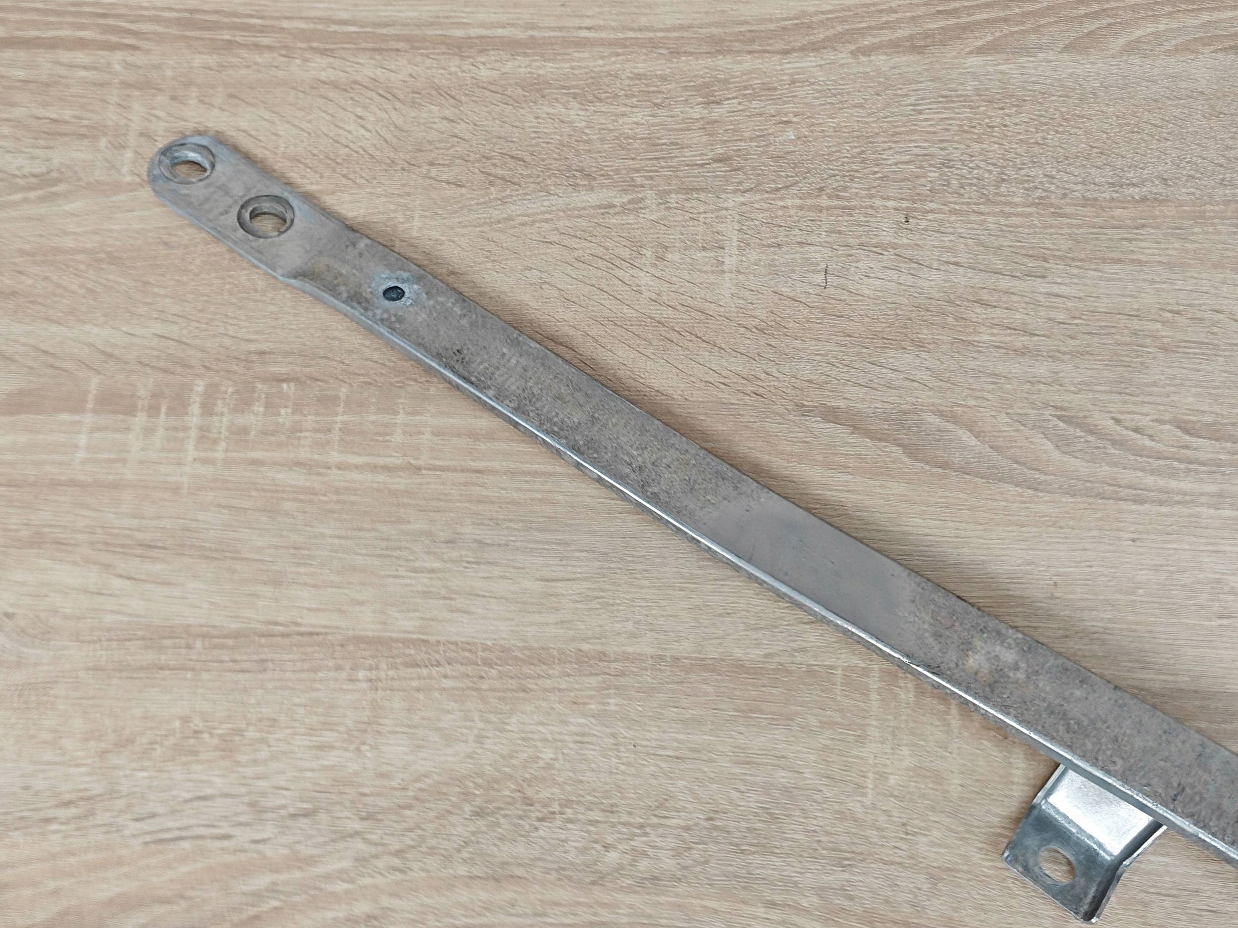 BMW X6 G06 takaoikea stabilointitanko OEM 8737000 image 4
