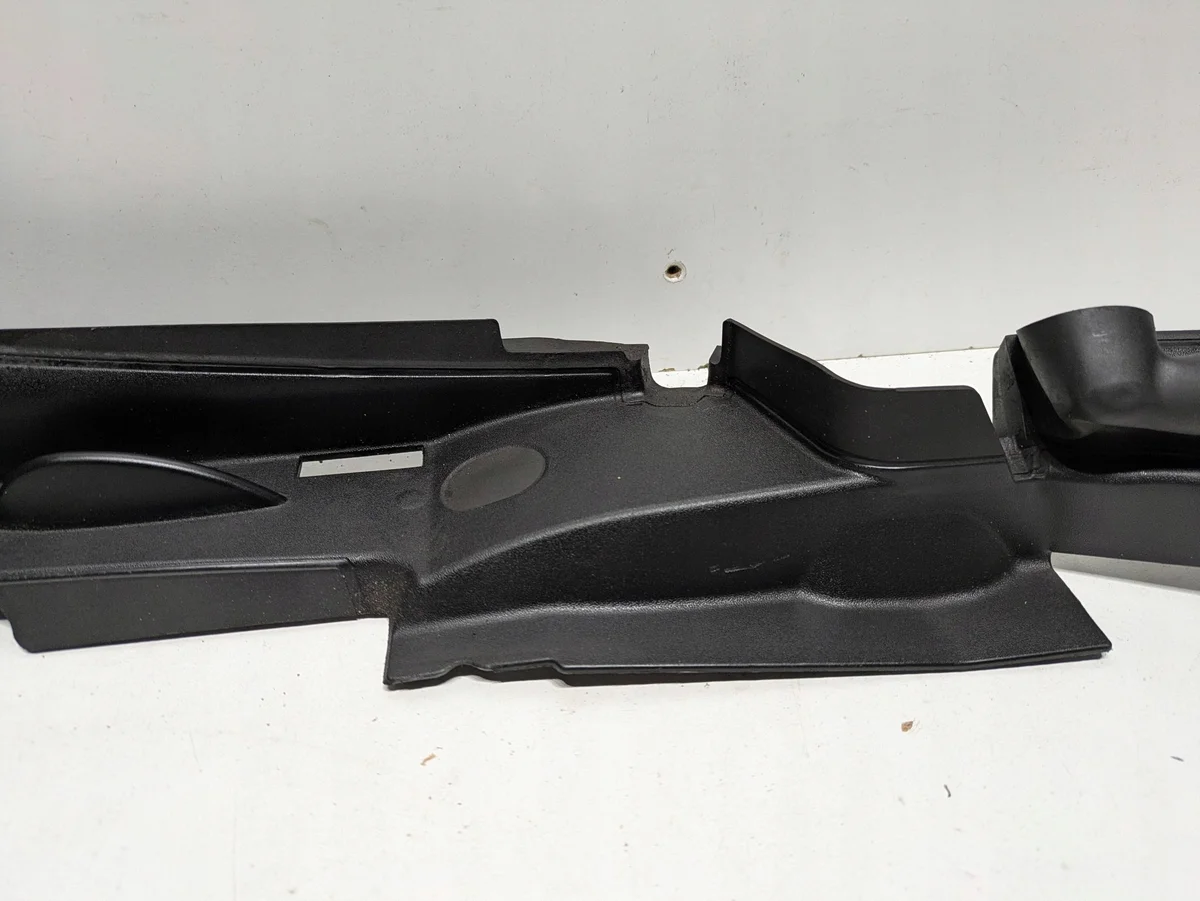 Audi 8W0821170 Kotflügelabdeckung Gebraucht image 3