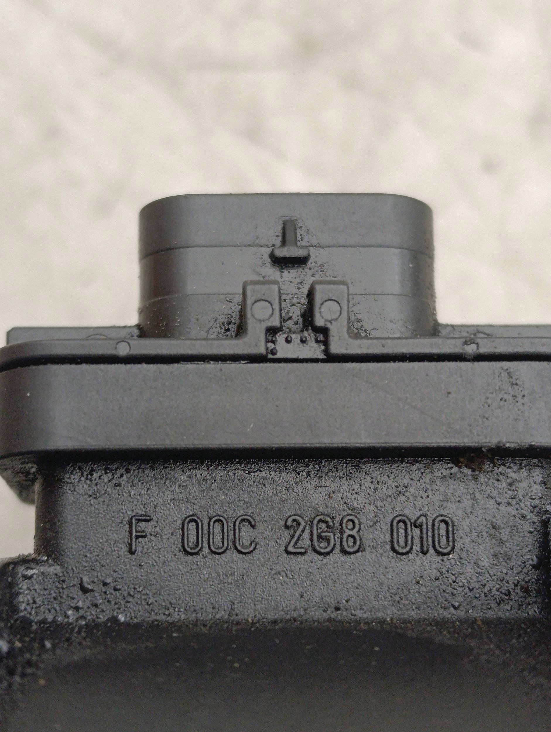 Luchtmassameter VW AMAROK OEM F00C2G8010 2.0L image 6