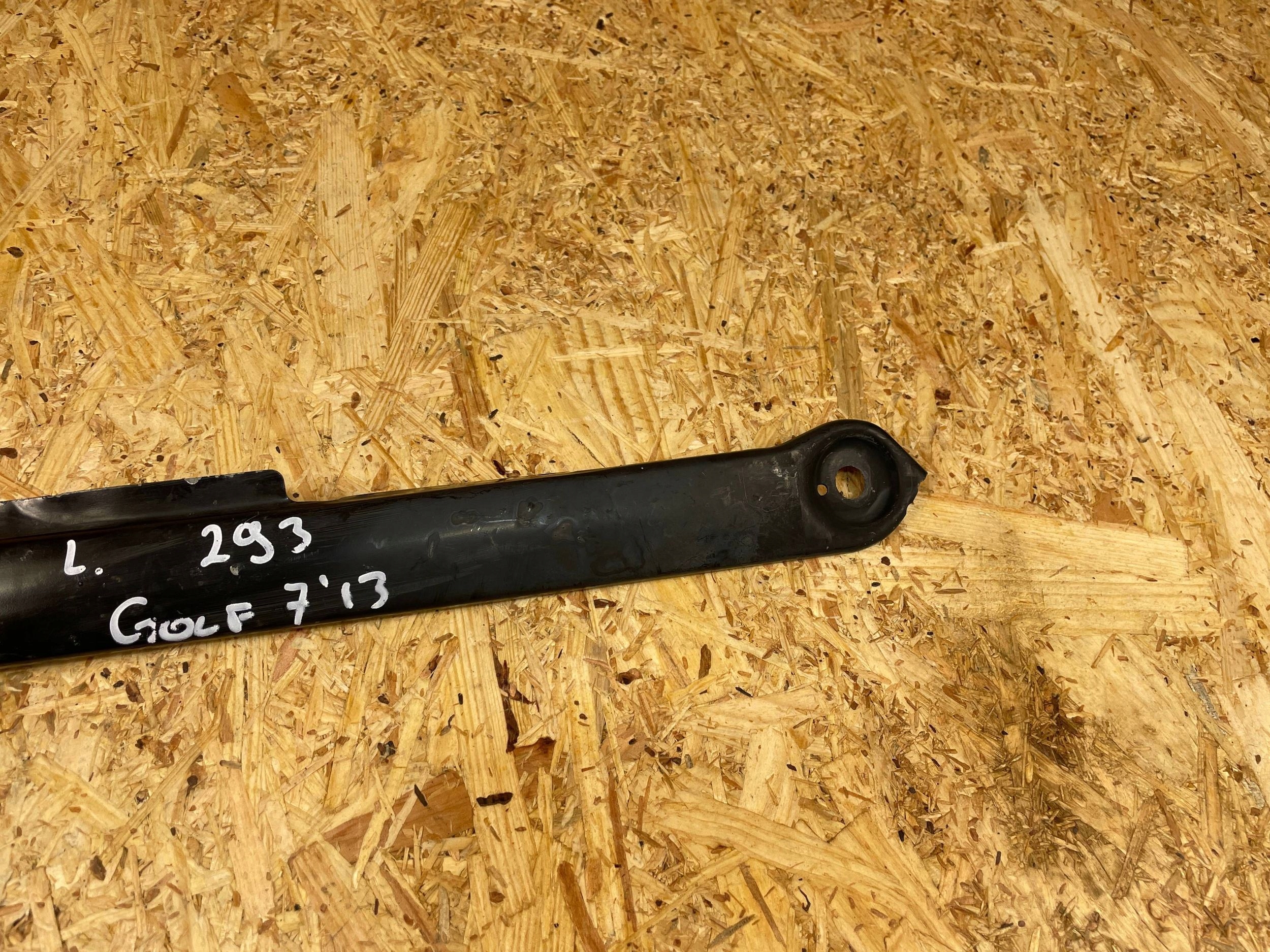 VW Kylarfäste OEM 5G0805931 för Golf VII 1.4L image 3