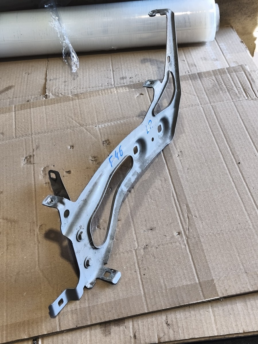 Suporte de para-lama dianteiro esquerdo OEM 7297201 BMW 2 Active Tourer image 2