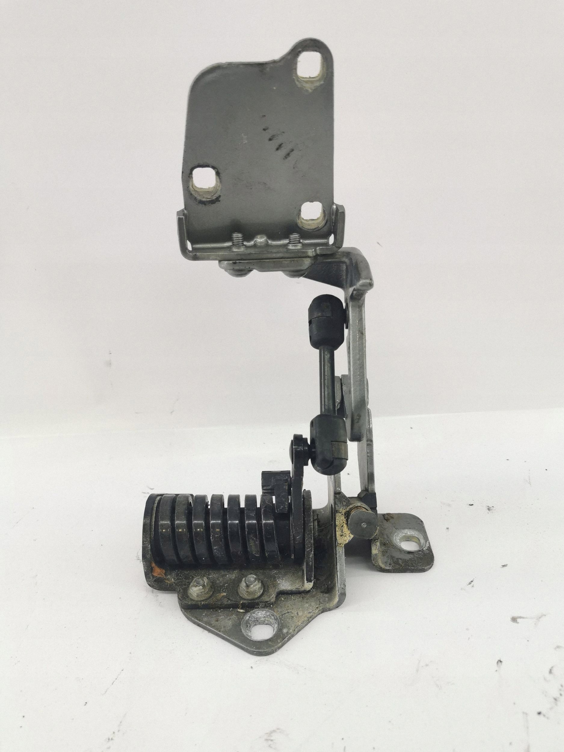 Mercedes-Benz E A207 2011 Left Side Tailgate Hinge A2077500328 image 2