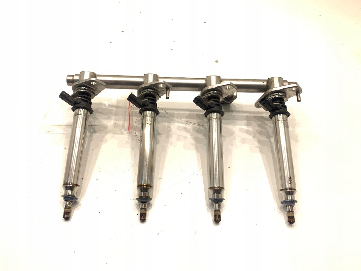 Carril de inyección OEM A2700701595 para Mercedes 2.0 T image 2