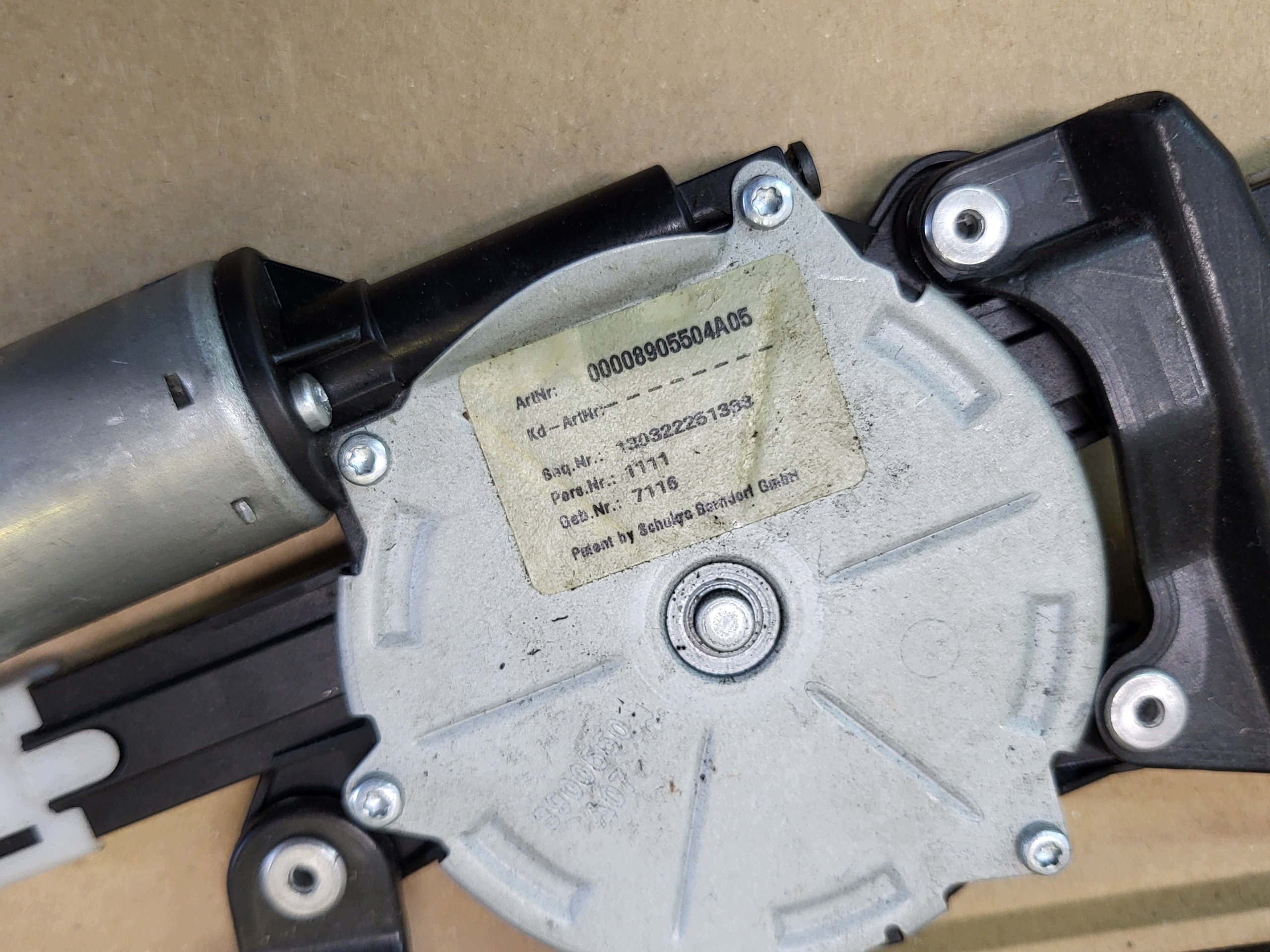 Audi A7 Sportback Vordersitz links Motor OEM 5N0881880G image 3
