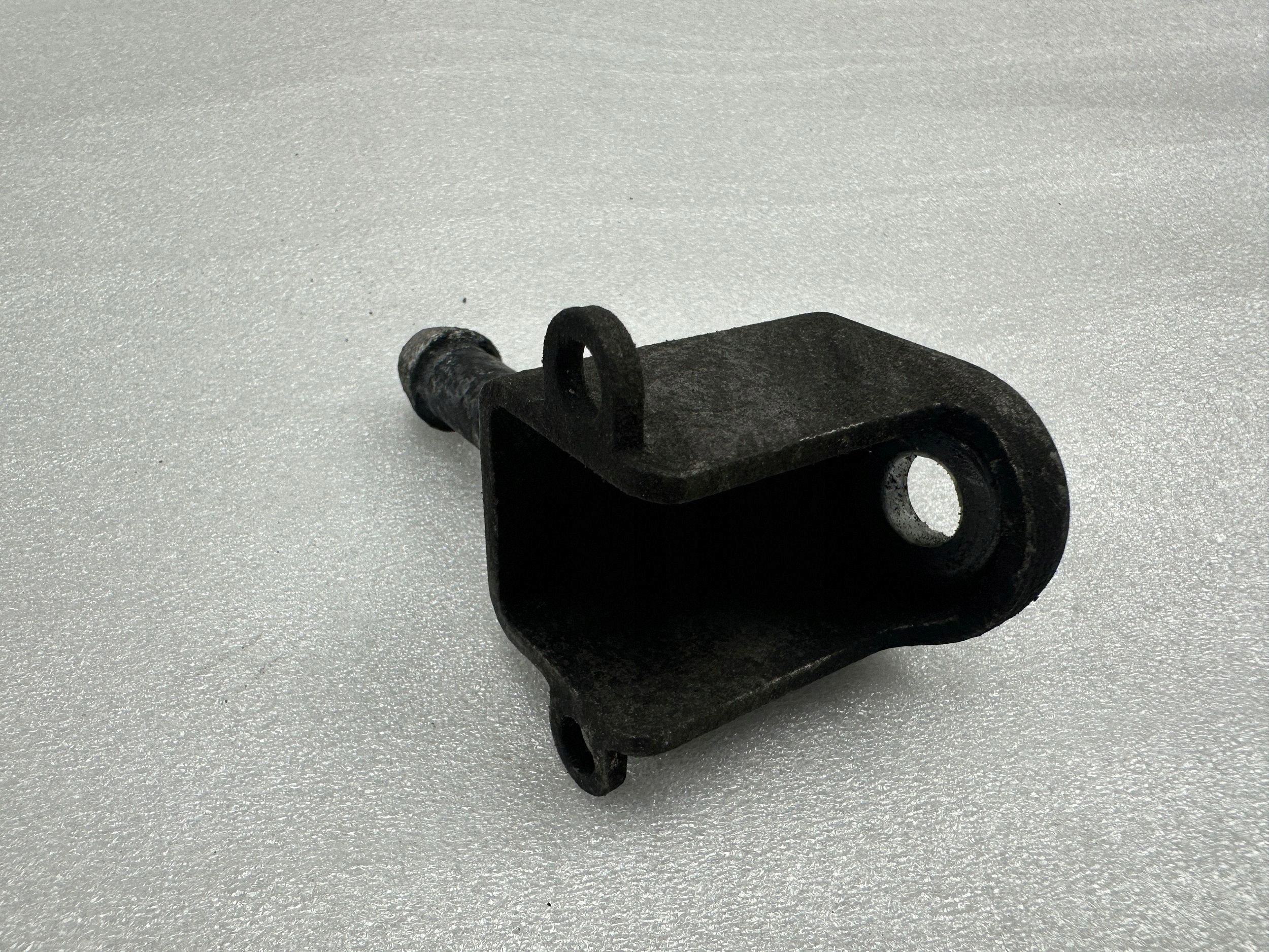 Audi OE Auspuffhalter OEM 4M0253144E - Gebraucht image 3