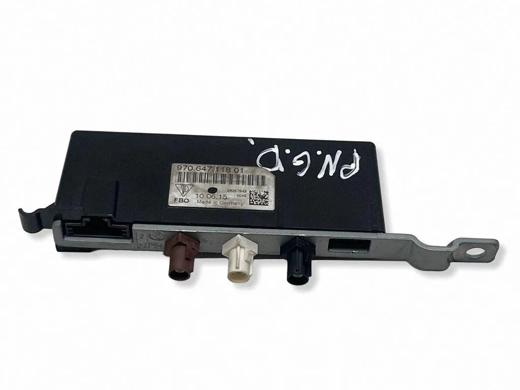 Porsche Antenneversterker OEM 97064711801 image 2