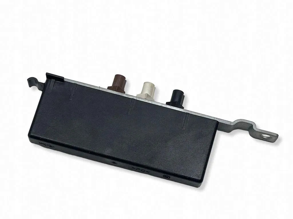 Porsche Antenna Amplifier OEM 97064711801