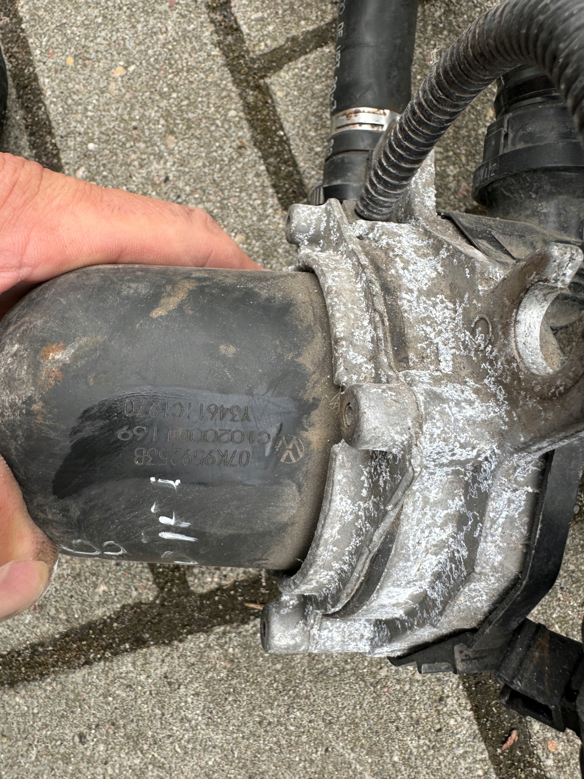 Toissijainen ilmapumppu OEM 07K959253B Audi Q7 4L:lle