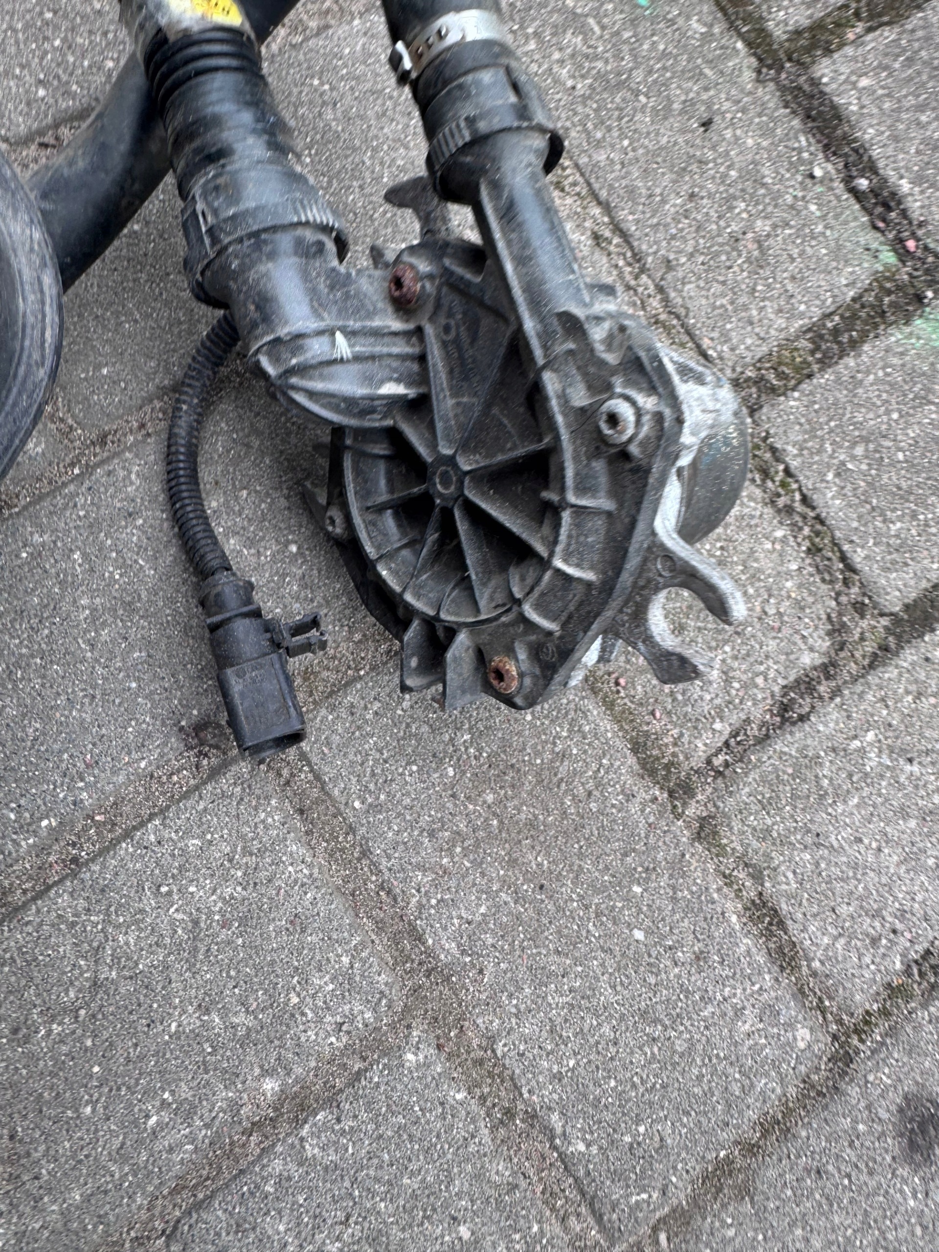 Sekundärluftpump OEM 07K959253B för Audi Q7 4L image 7