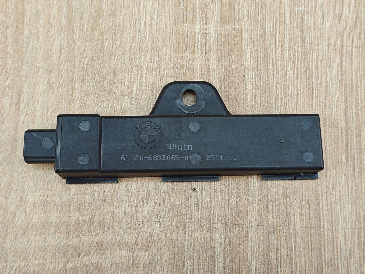 Antena BMW G30 G20 G26 G01 6832065