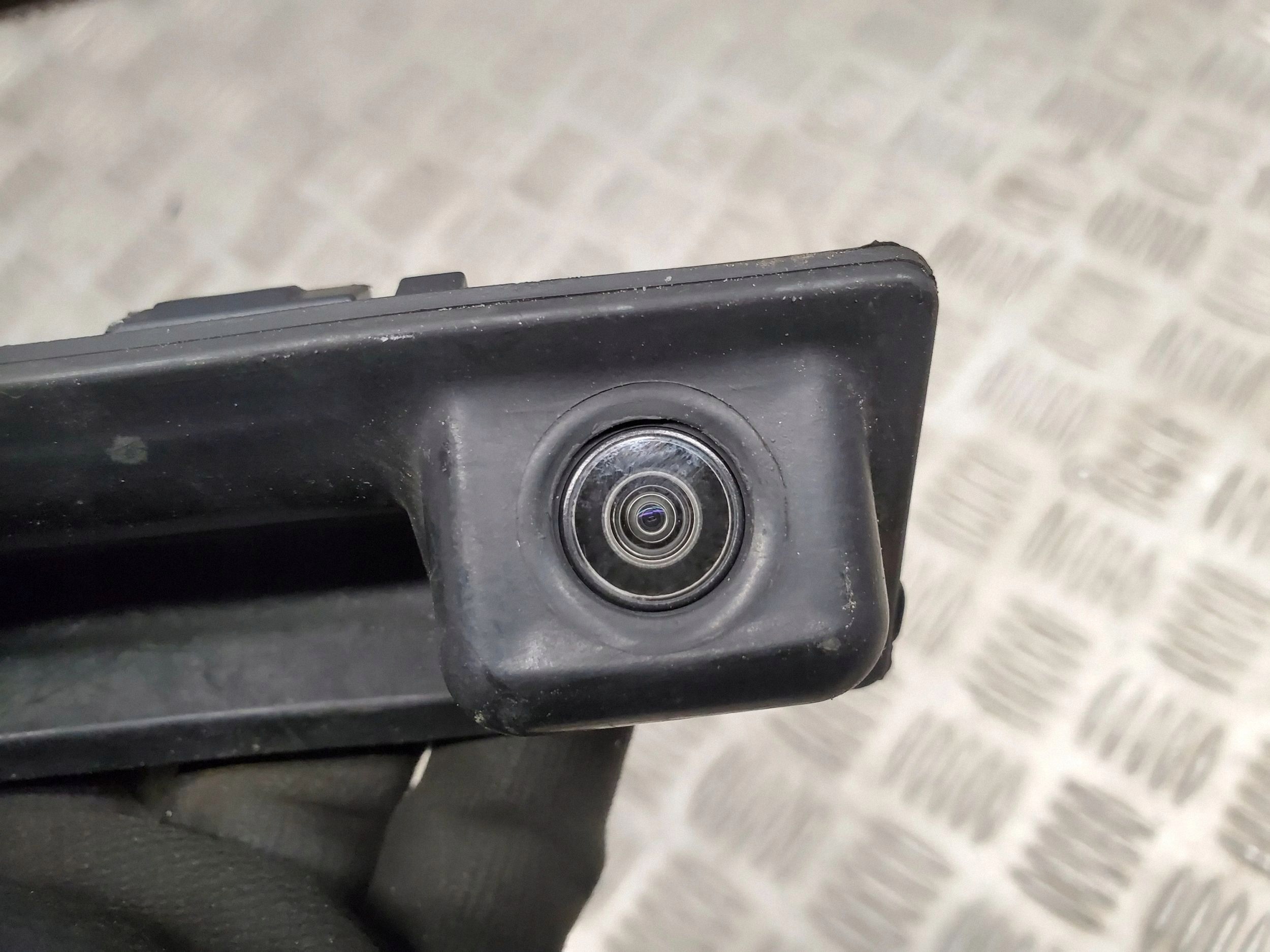 OEM 7N0827566 Poignée de coffre arrière avec caméra