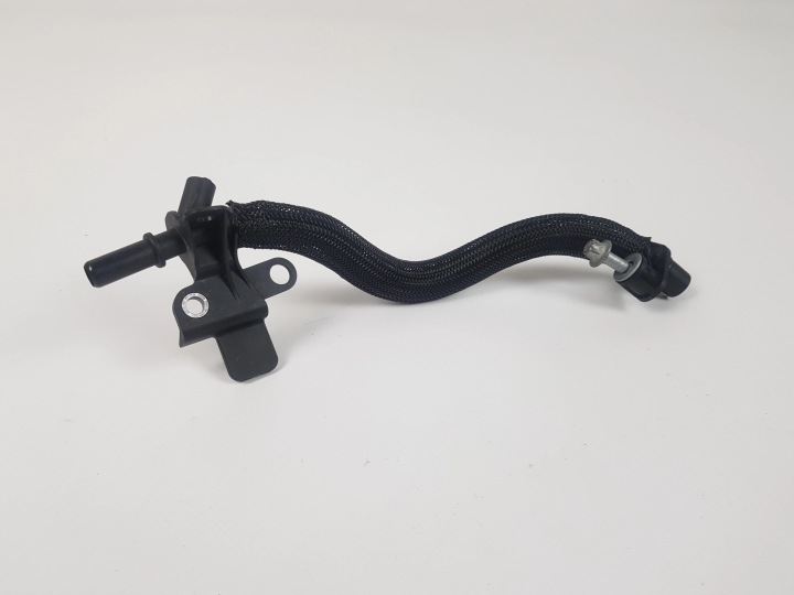 Paluuventtiilit BMW G01 G02 G05 G06 G07 G20 G21 G30 G31 8599233