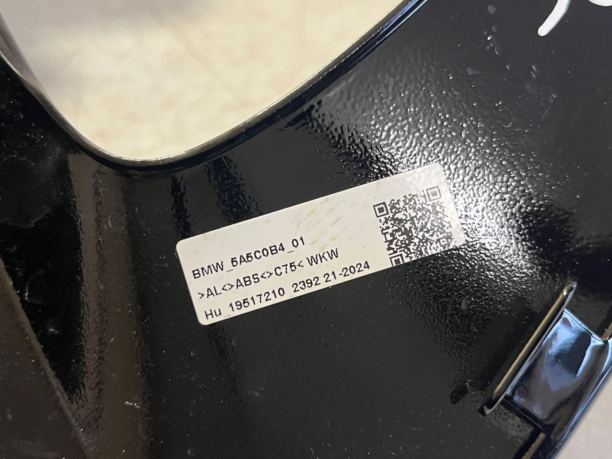 BMW i4 G26 Höger Bakdörrlist OEM 5A5C0B4 image 3
