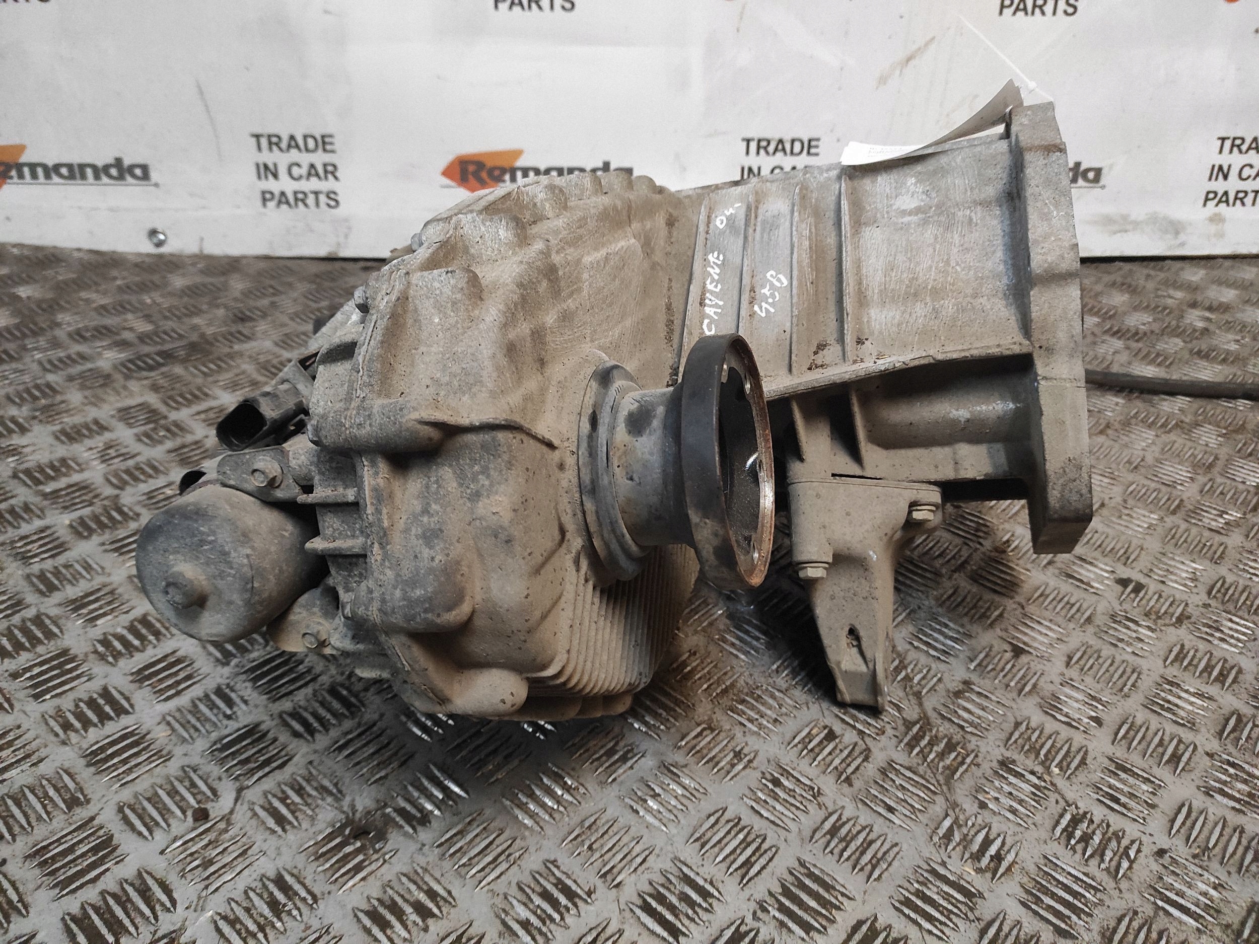 Porsche Cayenne 4.5 V8 Transferbak OEM 0AD341040R image 6