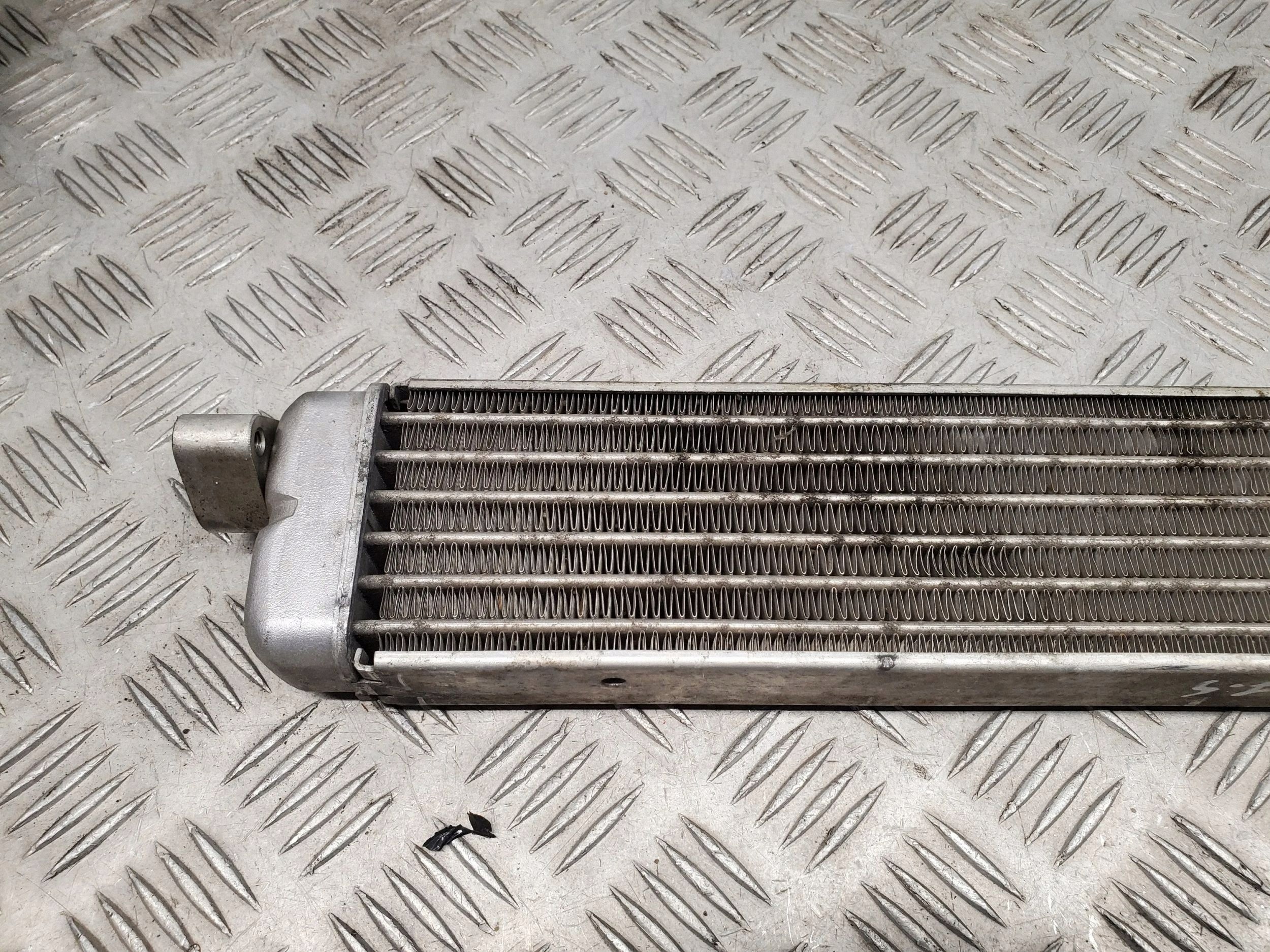 Arrefecedor de óleo Mercedes-Benz OEM A2215004600 Dianteiro image 6