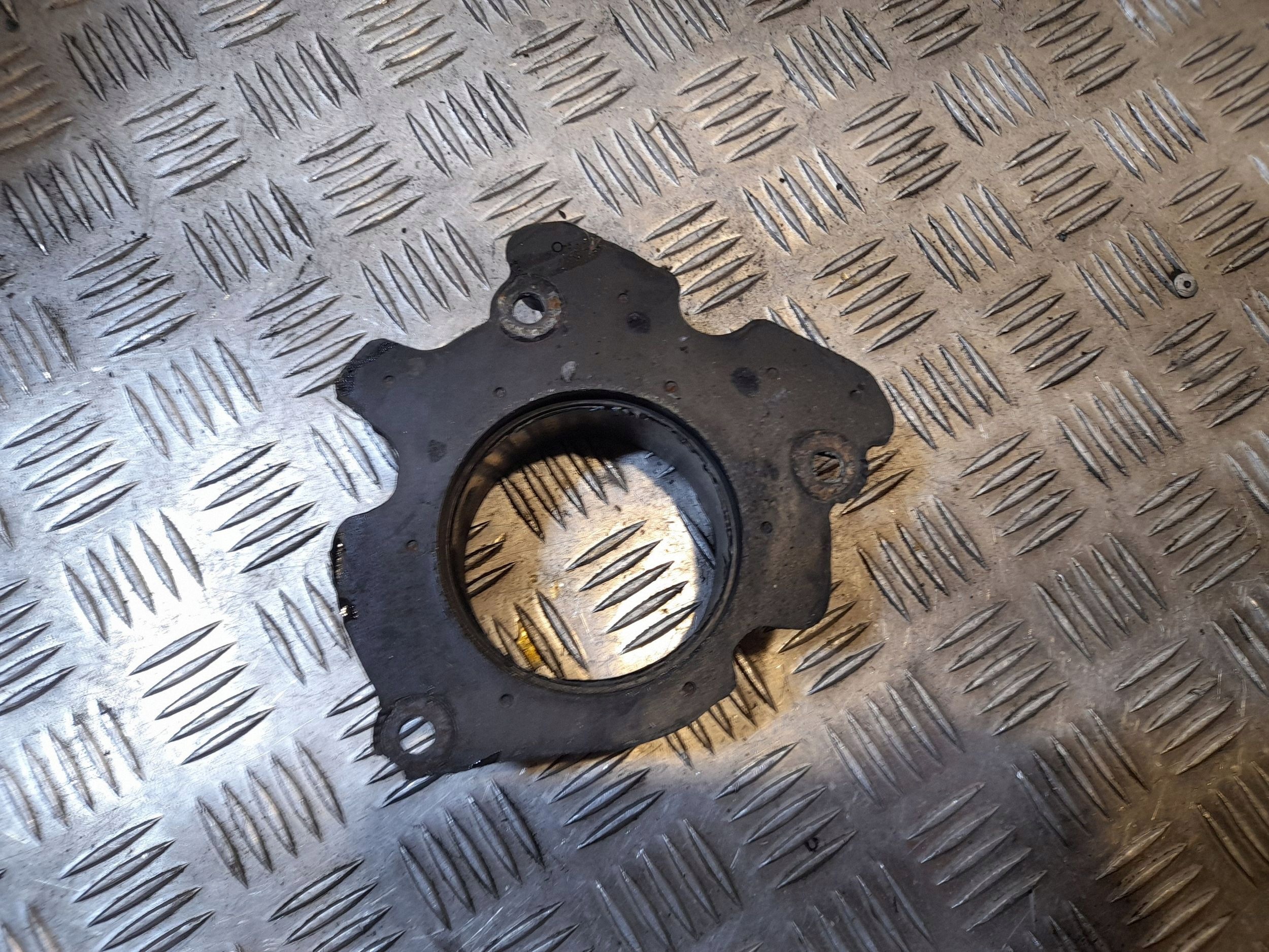 Support échappement Audi A8 S8 D4 OEM 0B6301307 image 3
