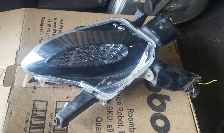 Mazda MX5 2014 peruutusvalo OEM N243-51240 image 2