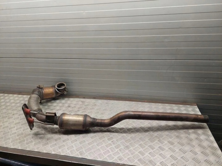 Audi OE 5QM131690B catalytic converter