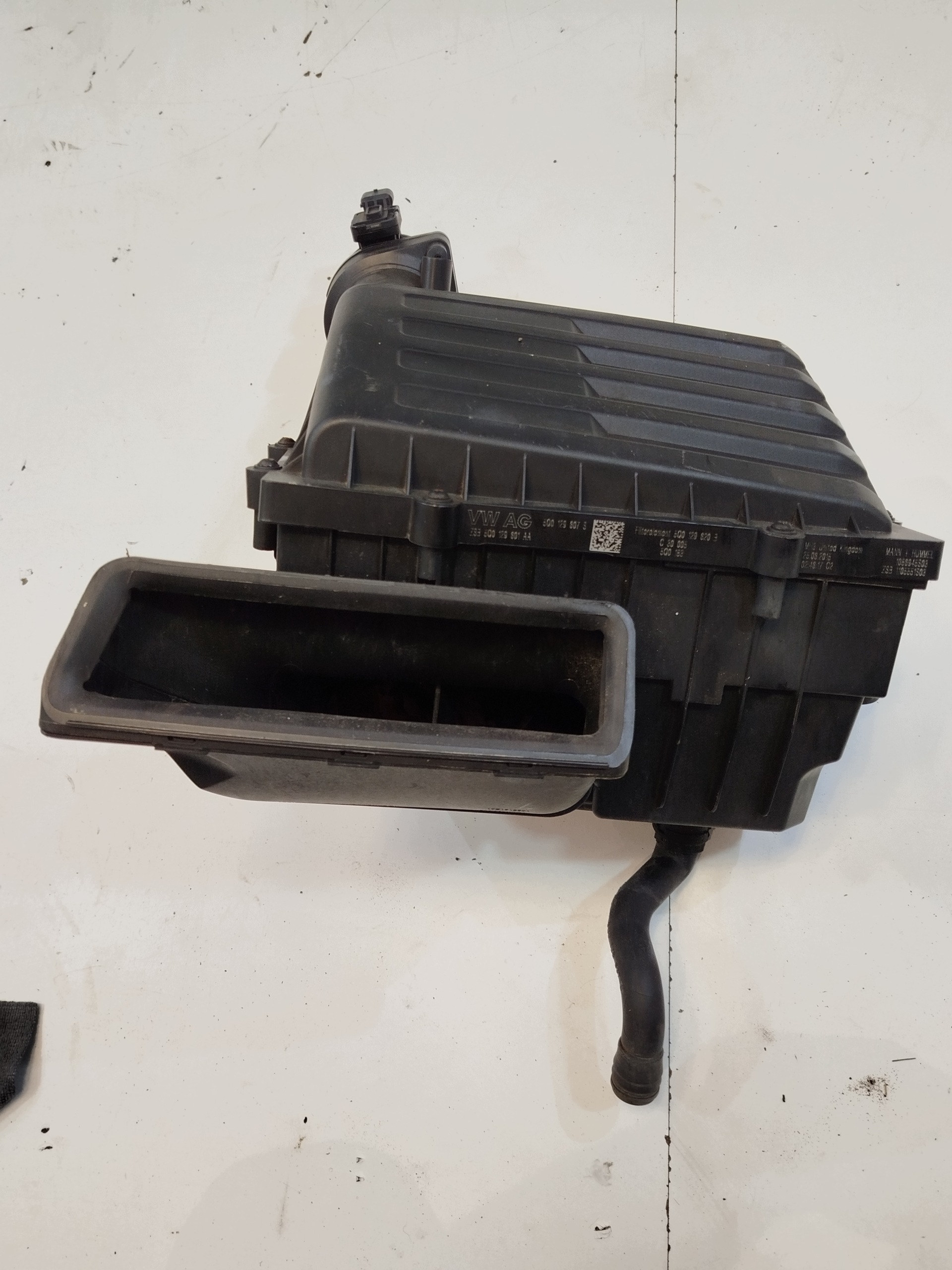 Luchtfilterhuis OEM 5Q0129607S Skoda Octavia III image 3