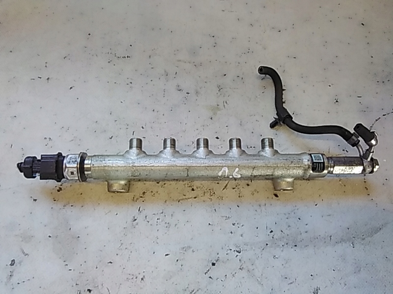 Carril de inyección Vauxhall Mokka OEM 55570022 1.6 CDTi image 2