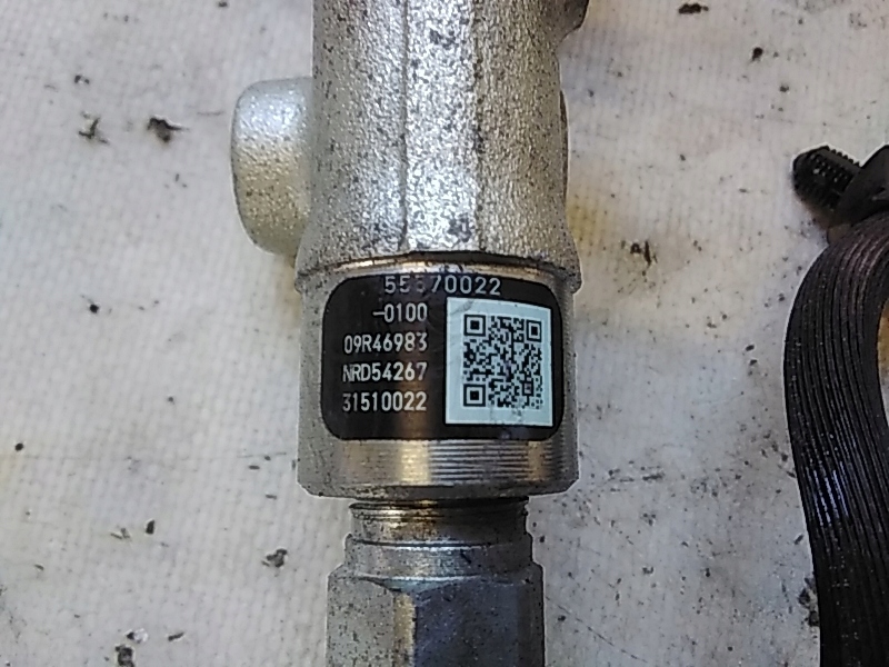 Carril de inyección Vauxhall Mokka OEM 55570022 1.6 CDTi image 4