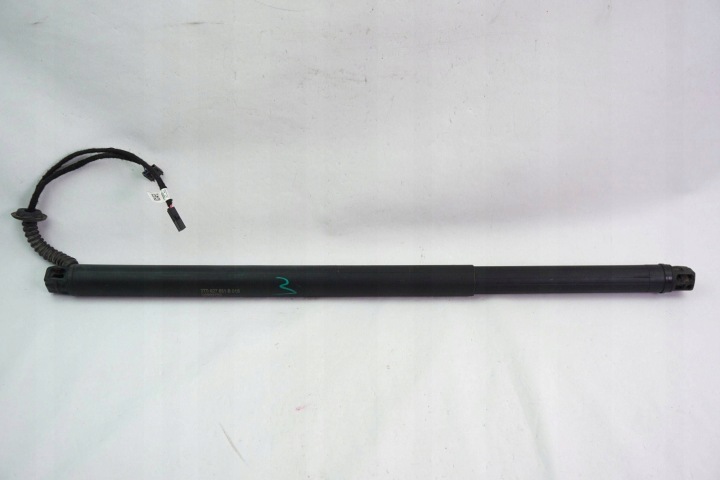 Takaluukun avaaja Skoda Superb II 3T0827851B