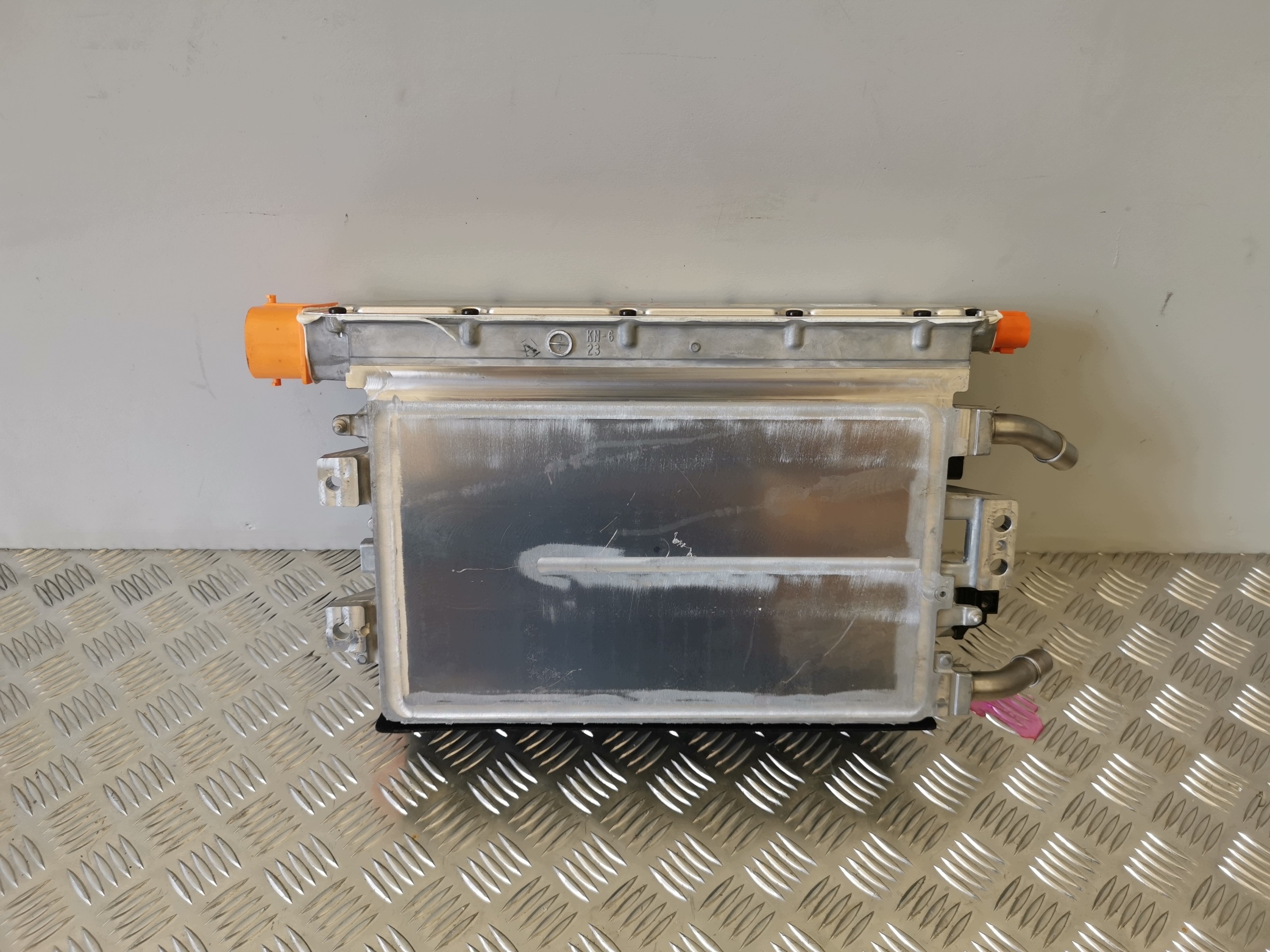 Inversor Hyundai IONIQ OEM 364001XAB0 - Usado image 2