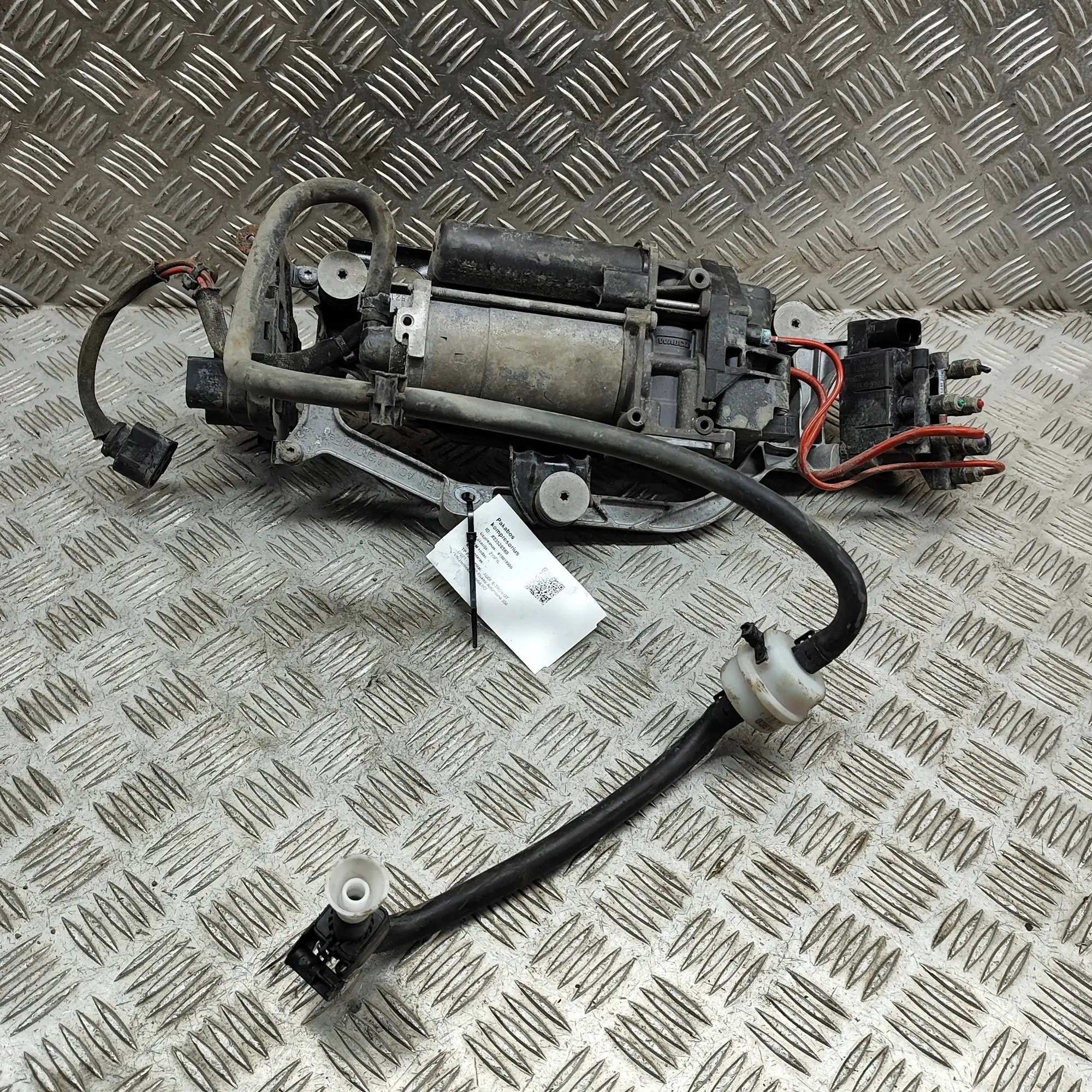 Module suspension air Porsche OEM 971616013C image 2