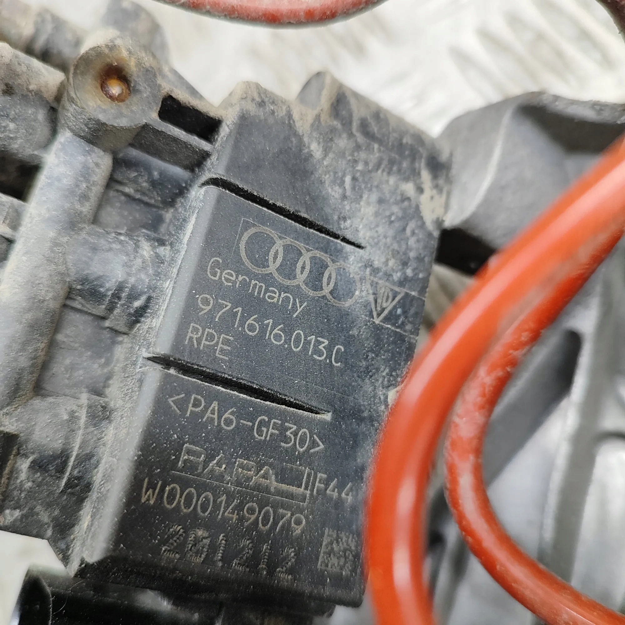 Module suspension air Porsche OEM 971616013C image 7
