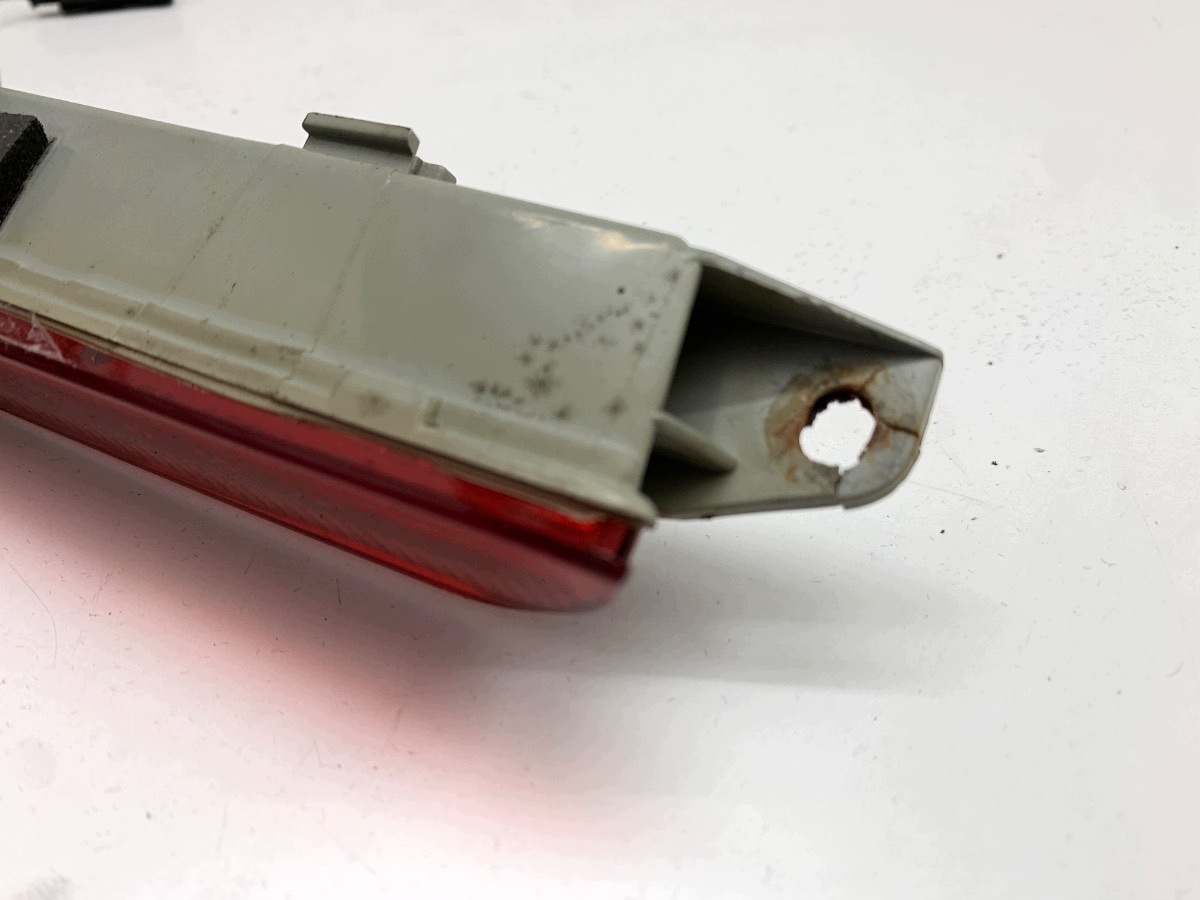 Feu stop central BMW OE 8362039 pour X5 E53 image 3