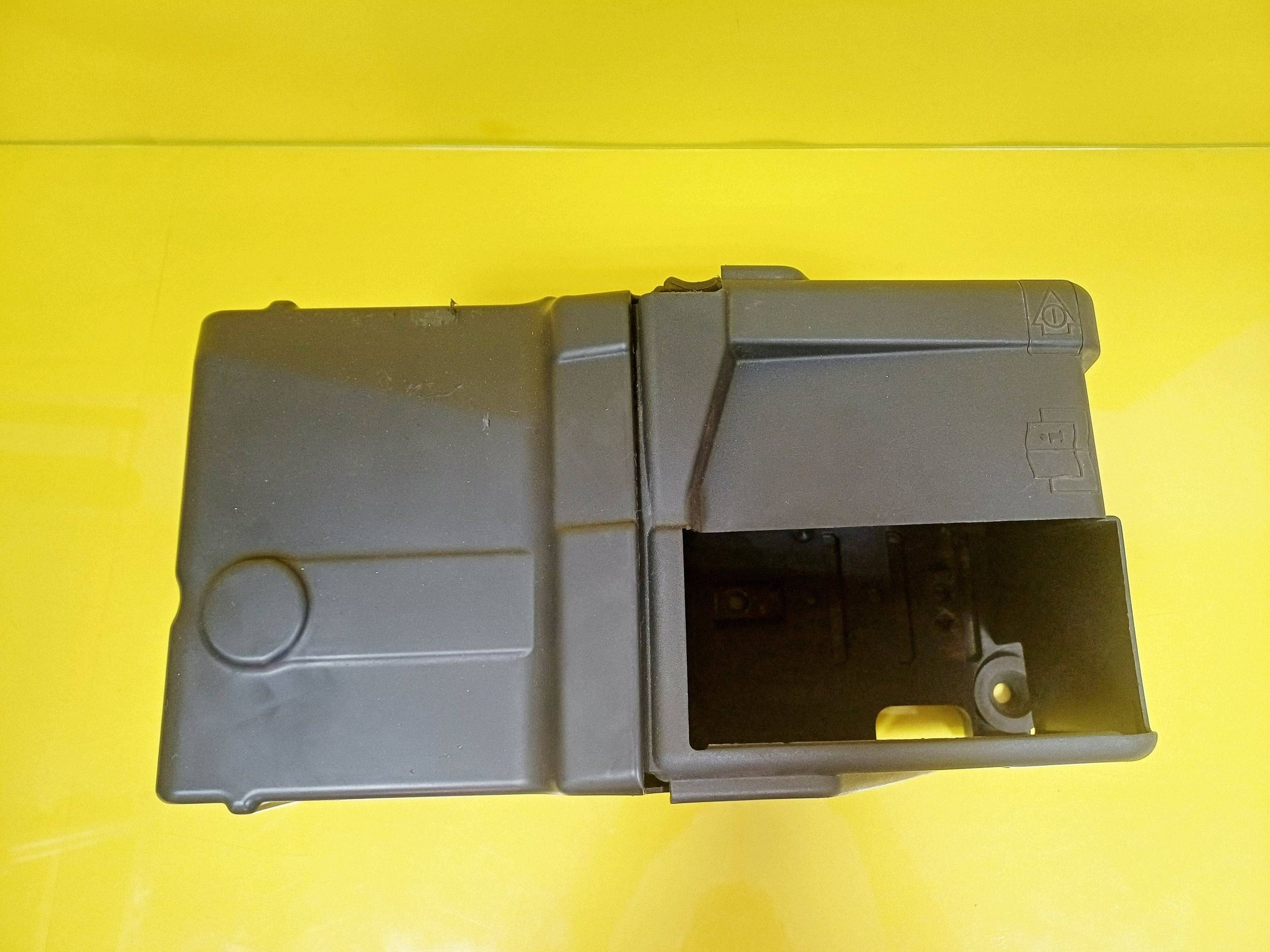 OEM 6G91-10723-A Akkulaatikko Ford S-Max MK1:lle