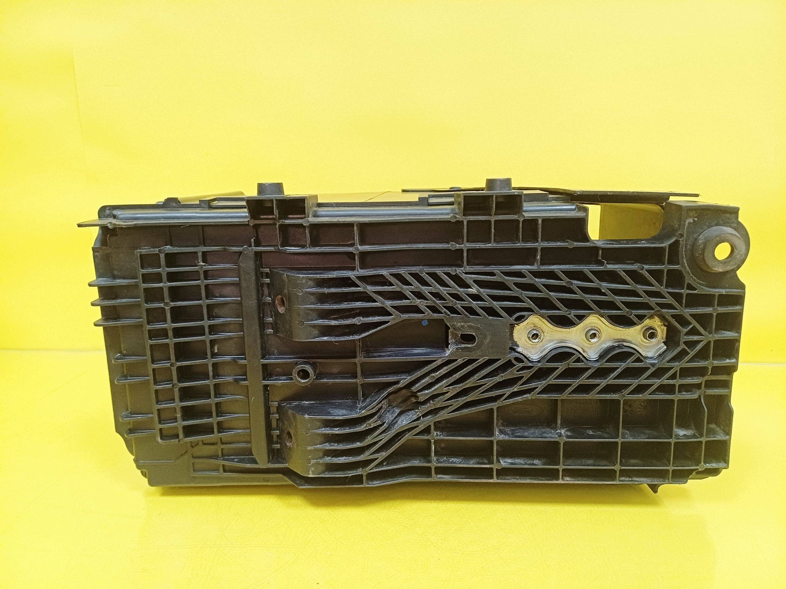 Caixa de bateria OEM 6G91-10723-A para Ford S-Max MK1 image 6